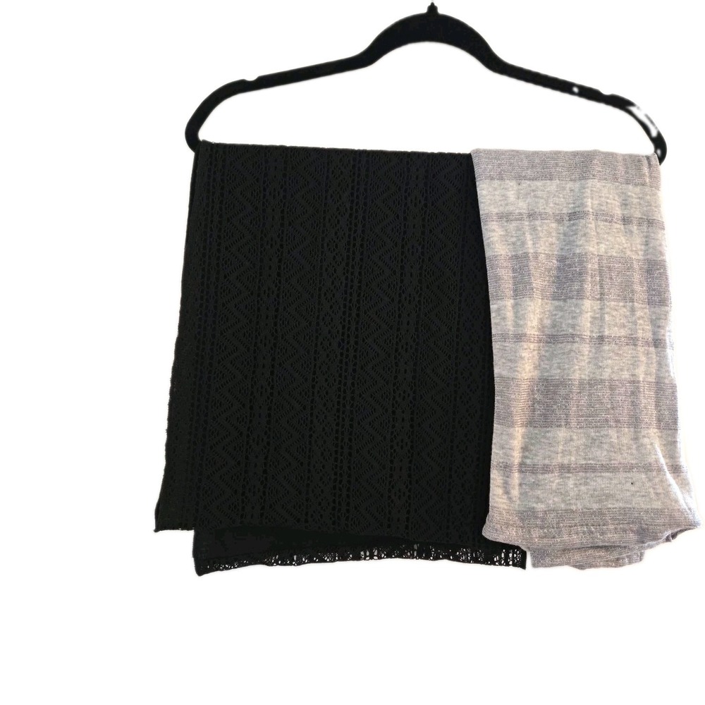 Womens Lot of 2 Infinity Loop Scarves Black/Gray Lace Accent Striped Lightweight